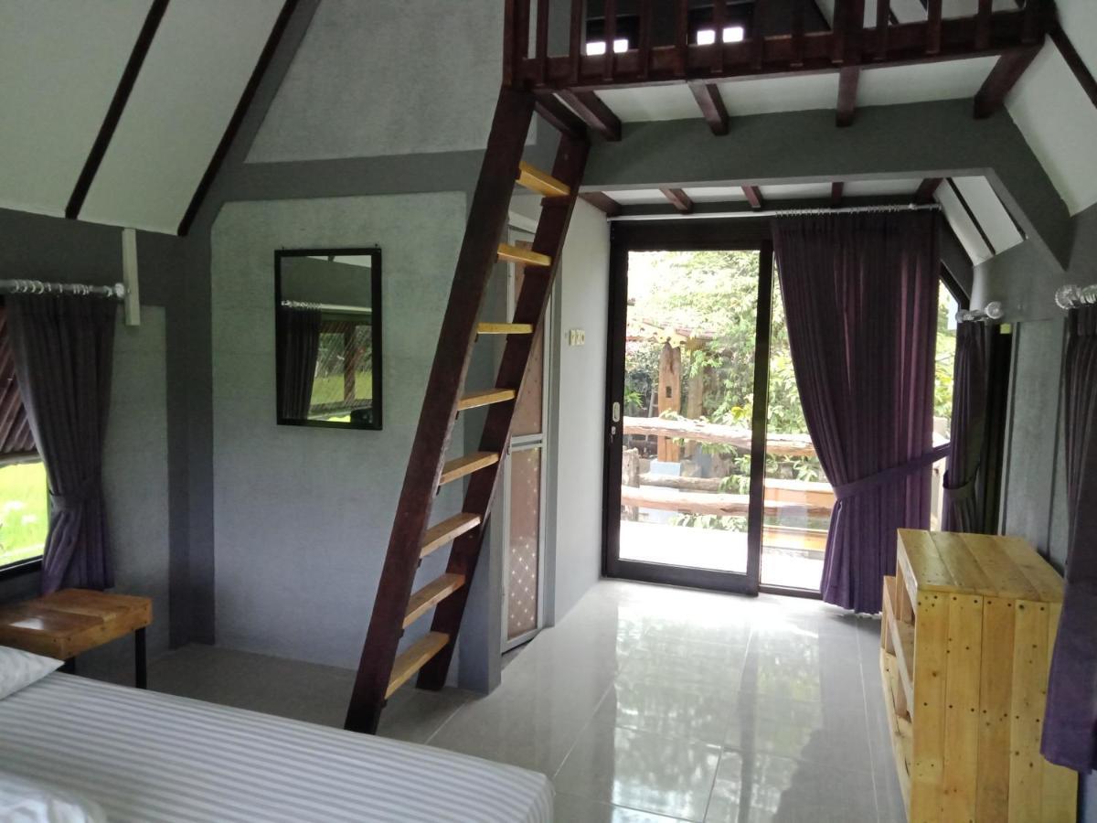 Joglopari Guesthouse Room 2 Bukan Untuk Pasangan Non Pasutri Cepit Экстерьер фото