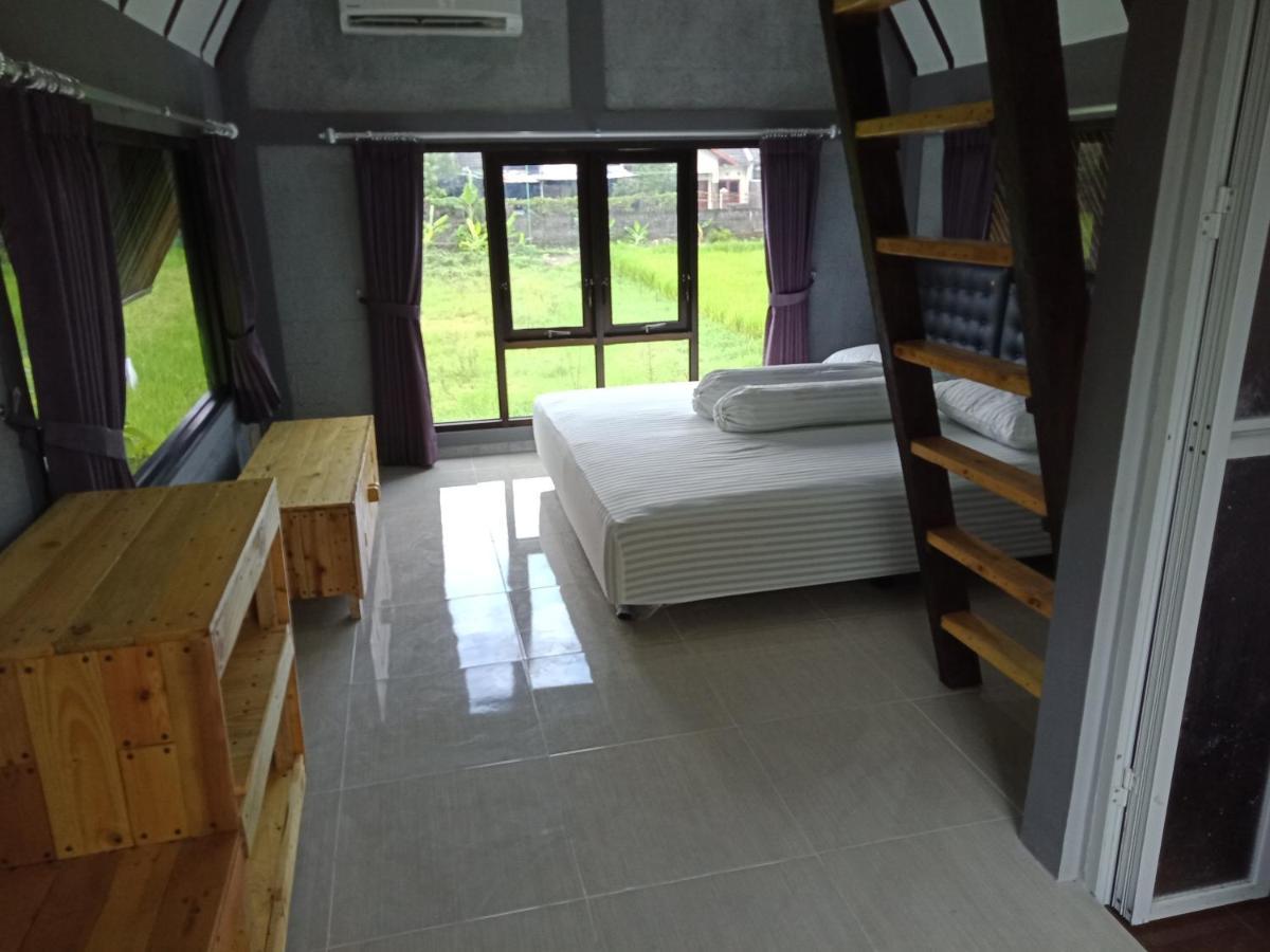 Joglopari Guesthouse Room 2 Bukan Untuk Pasangan Non Pasutri Cepit Экстерьер фото